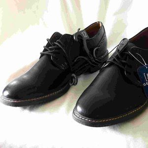 NWT George Oxfords Sz. 12 Black with design